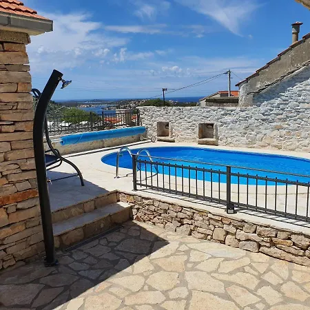 Kuca Za Odmor * Rogoznica (Sibenik-Knin)